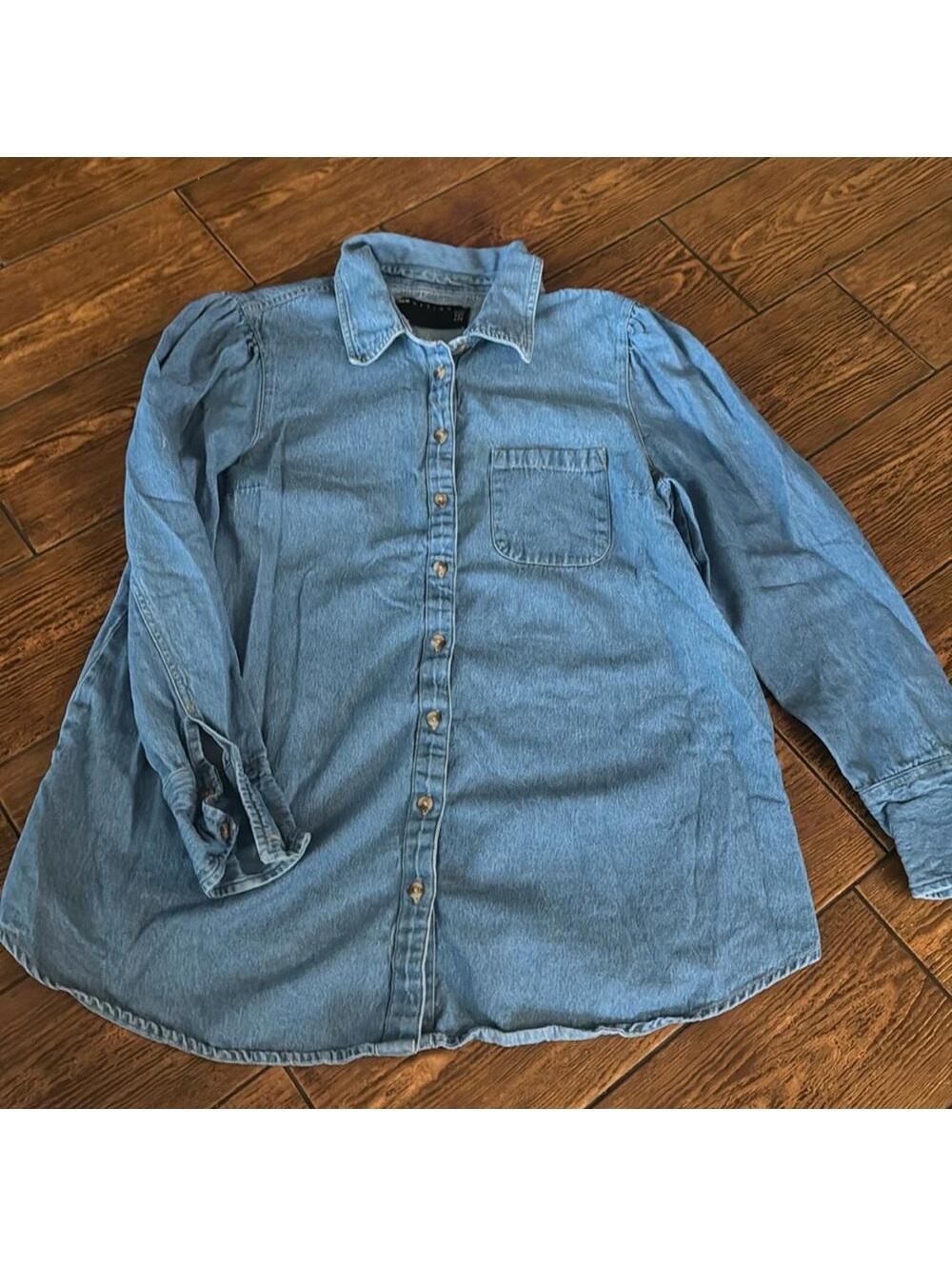 ASOS DESIGN DENIM BUTTON DOWN PLEATED AT SHOULDER size 8